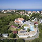 Erreka Kamp alanı 4*